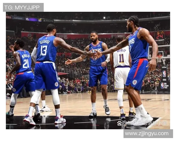 独行侠与快船季后赛G4精彩对决全程回顾与精彩瞬间分析